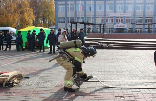 В Аксубаеве прошел заключительный этап соревнований по функциональному пожарному многоборью среди территориальных подразделений Федеральной противопожарной службы по РТ 2023 года