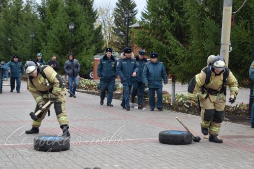 В Аксубаеве прошел заключительный этап соревнований по функциональному пожарному многоборью среди территориальных подразделений Федеральной противопожарной службы по РТ 2023 года