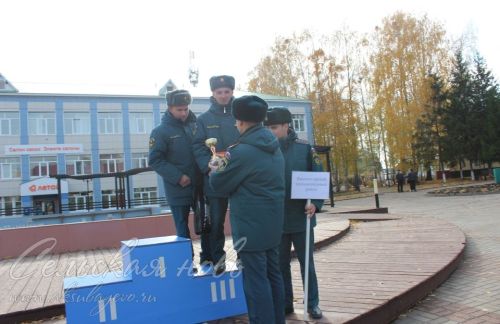 В Аксубаеве прошел заключительный этап соревнований по функциональному пожарному многоборью среди территориальных подразделений Федеральной противопожарной службы по РТ 2023 года