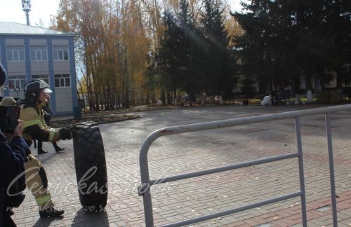 В Аксубаеве прошел заключительный этап соревнований по функциональному пожарному многоборью среди территориальных подразделений Федеральной противопожарной службы по РТ 2023 года