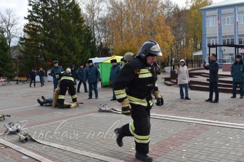 В Аксубаеве прошел заключительный этап соревнований по функциональному пожарному многоборью среди территориальных подразделений Федеральной противопожарной службы по РТ 2023 года