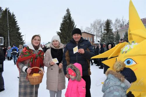 В Аксубаеве отпраздновали Масленицу и встретили весну