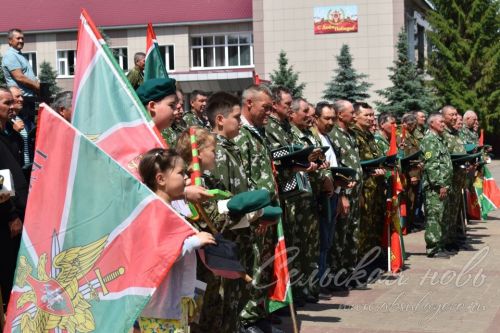 Аксубаевцы, охранявшие рубежи страны, отметили День пограничника