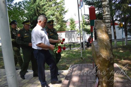 Аксубаевцы, охранявшие рубежи страны, отметили День пограничника