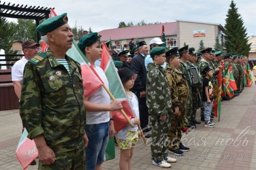 Аксубаевцы, охранявшие рубежи страны, отметили День пограничника