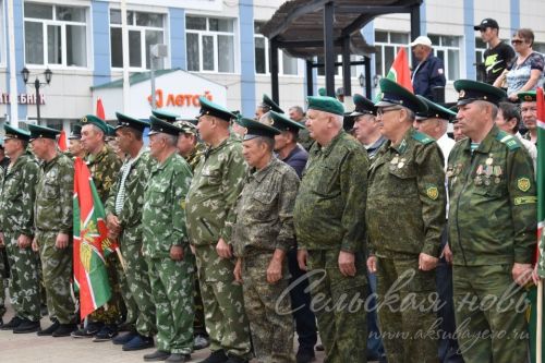 Аксубаевцы, охранявшие рубежи страны, отметили День пограничника