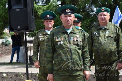 Аксубаевцы, охранявшие рубежи страны, отметили День пограничника