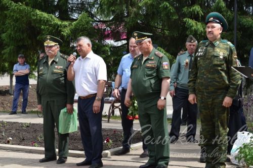 Аксубаевцы, охранявшие рубежи страны, отметили День пограничника