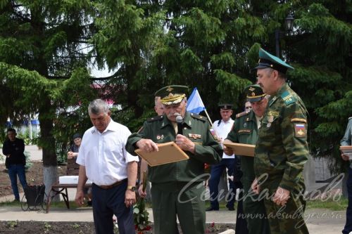 Аксубаевцы, охранявшие рубежи страны, отметили День пограничника
