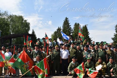 Аксубаевцы, охранявшие рубежи страны, отметили День пограничника