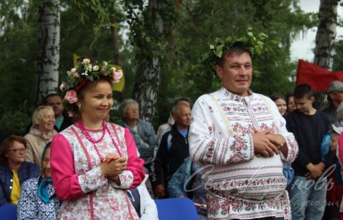 Фоторепортаж с праздника "Троицкие хороводы"