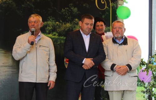Фоторепортаж с праздника "Троицкие хороводы"