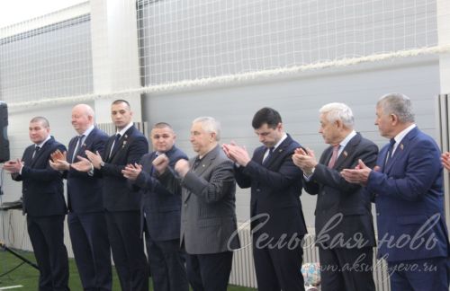 В Аксубаеве открыли крытый футбольный манеж «Аксу»