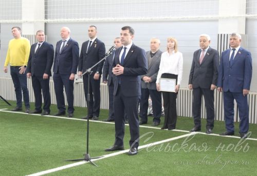 В Аксубаеве открыли крытый футбольный манеж «Аксу»