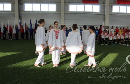 В Аксубаеве открыли крытый футбольный манеж «Аксу»