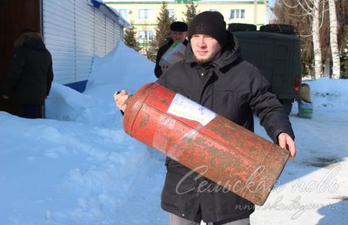 Аксубаевцы доставили гуманитарную помощь участникам СВО ко Дню защитников Отечества