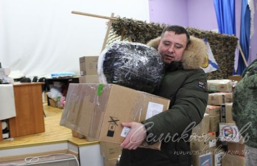 Аксубаевцы доставили гуманитарную помощь участникам СВО ко Дню защитников Отечества