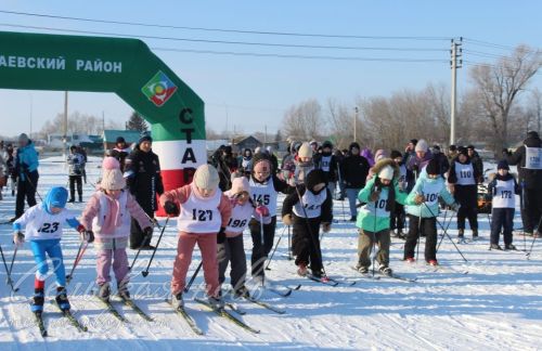 В Аксубаевском районе на лыжню встали более 1000 человек