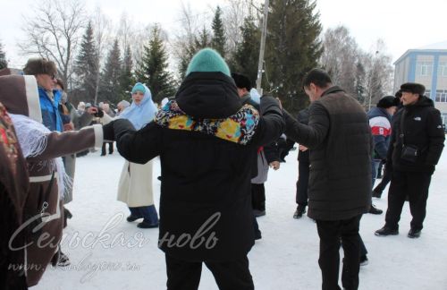 Аксубаево отпраздновало Масленицу и встретило весну