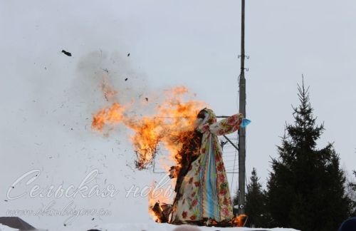 Аксубаево отпраздновало Масленицу и встретило весну