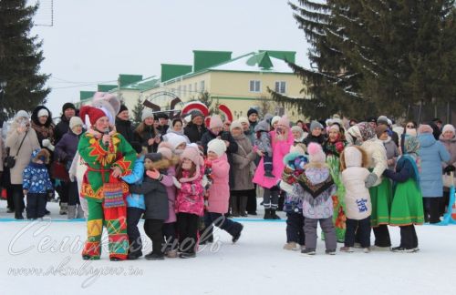 Аксубаево отпраздновало Масленицу и встретило весну