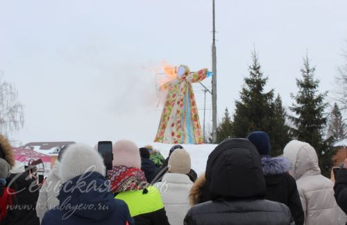 Аксубаево отпраздновало Масленицу и встретило весну