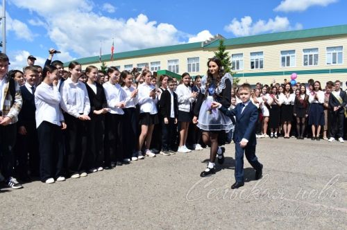 Последний звонок в Аксубаевской средней школе №3, 24.05.2025 г.