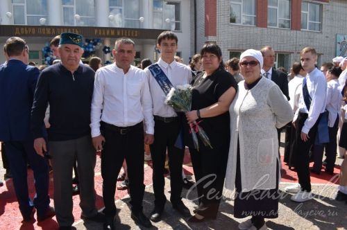 Последний звонок в Аксубаевской средней школе №3, 24.05.2025 г.