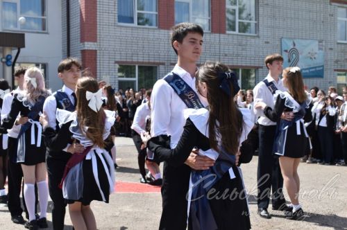 Последний звонок в Аксубаевской средней школе №3, 24.05.2025 г.