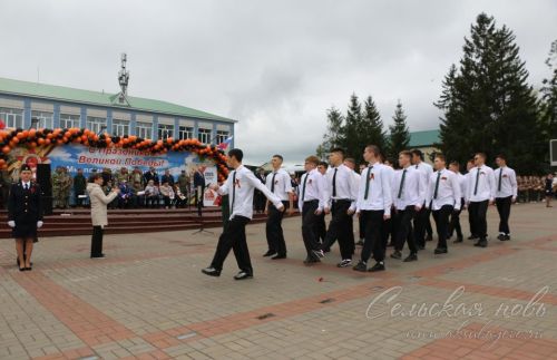 Фоторепортаж с Парада Победы в Аксубаеве