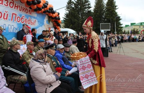 Фоторепортаж с Парада Победы в Аксубаеве