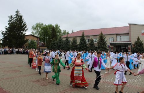 Фоторепортаж с Парада Победы в Аксубаеве