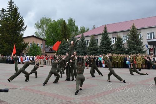 Фоторепортаж с Парада Победы в Аксубаеве