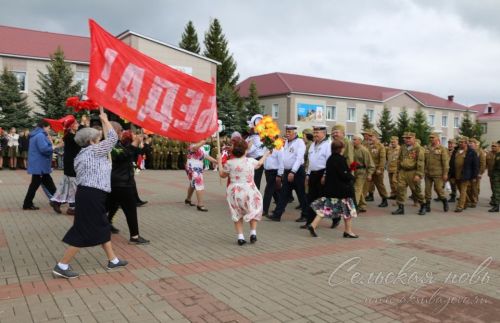 Фоторепортаж с Парада Победы в Аксубаеве