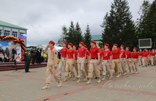 Фоторепортаж с Парада Победы в Аксубаеве