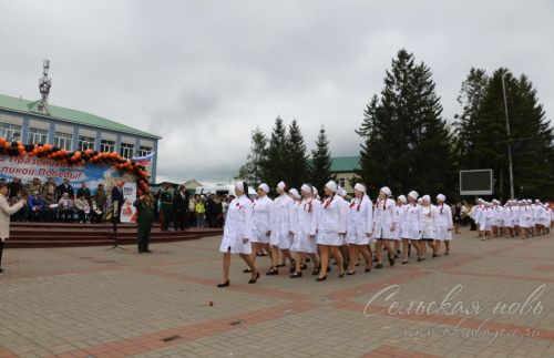 Фоторепортаж с Парада Победы в Аксубаеве