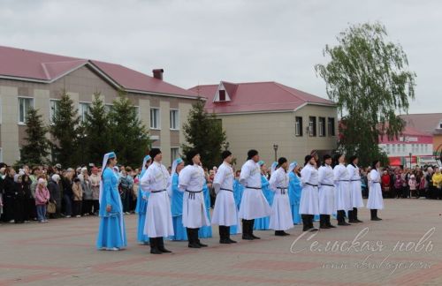 Фоторепортаж с Парада Победы в Аксубаеве