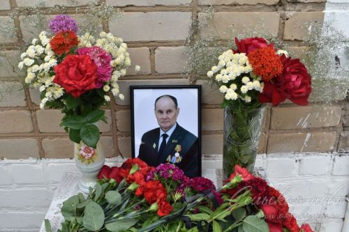 Открытие мемориальной доски Валерию Альметкину, 27 июня 2025