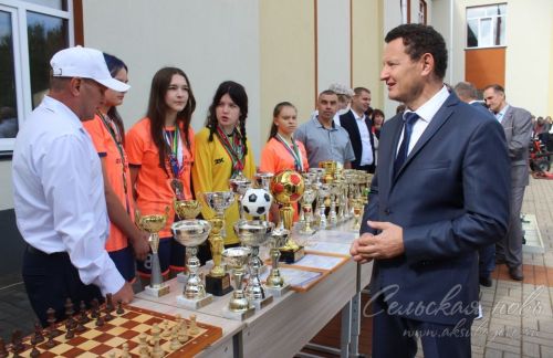 В Аксубаевском районе открыли школу после капремонта и провели августовское совещание работников образования