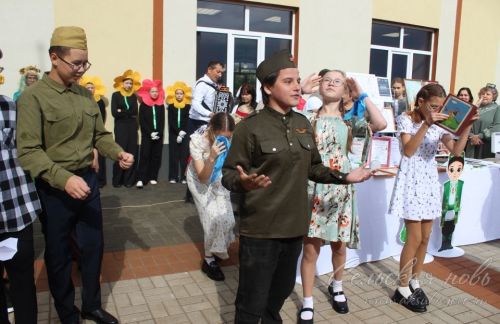 В Аксубаевском районе открыли школу после капремонта и провели августовское совещание работников образования