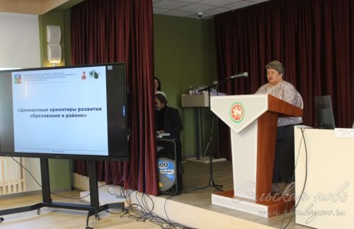 В Аксубаевском районе открыли школу после капремонта и провели августовское совещание работников образования
