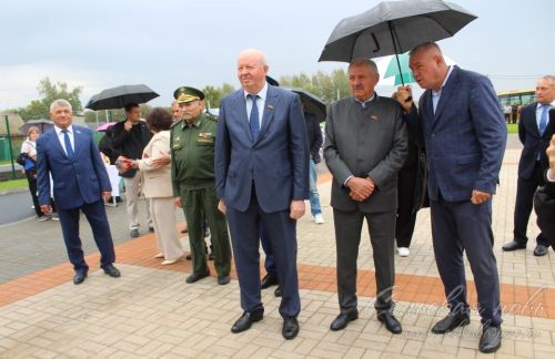 В Аксубаевском районе открыли школу после капремонта и провели августовское совещание работников образования