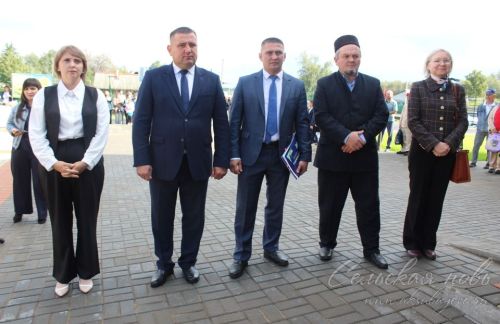 В Аксубаевском районе открыли школу после капремонта и провели августовское совещание работников образования