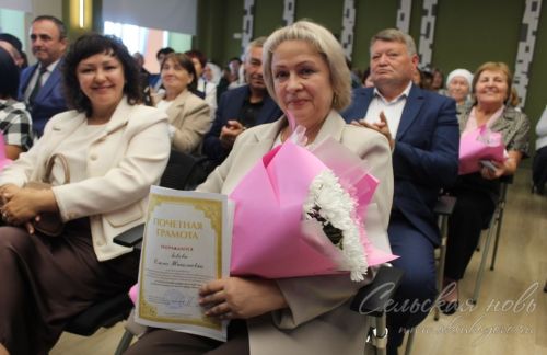 В Аксубаевском районе открыли школу после капремонта и провели августовское совещание работников образования