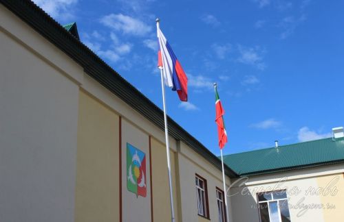 В Аксубаевском районе открыли школу после капремонта и провели августовское совещание работников образования