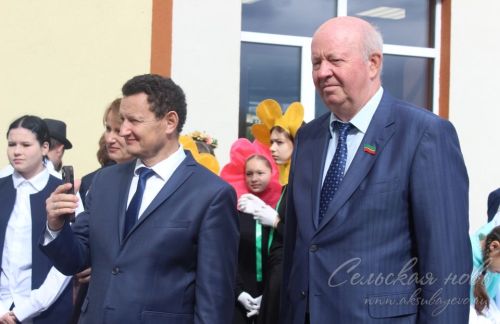 В Аксубаевском районе открыли школу после капремонта и провели августовское совещание работников образования
