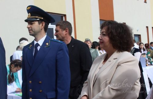В Аксубаевском районе открыли школу после капремонта и провели августовское совещание работников образования