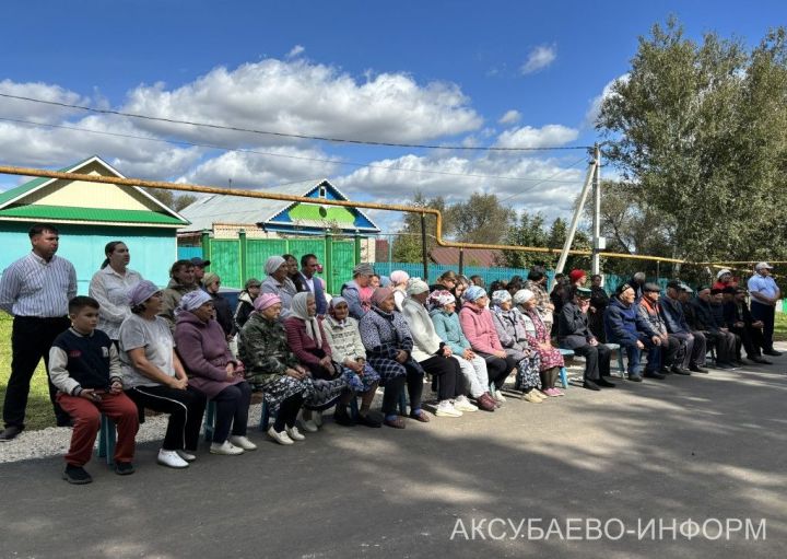 Яңаибрайлылар авылның уңышлары һәм проблемалары турында сөйләделәр