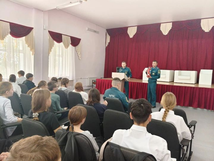 Аксубай укучылары куркынычсызлык чараларын искә төшерделәр