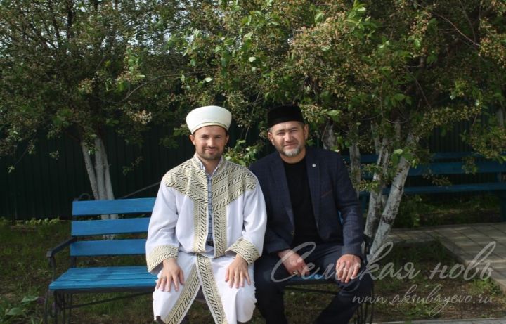 В священный месяц Рамадан в Аксубаево из Турции приехал Куран-Хафиз
